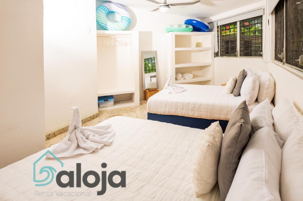 Villa Xtohil With Private Access To The Magic 7 Colors Lagoon Bacalar Exteriör bild