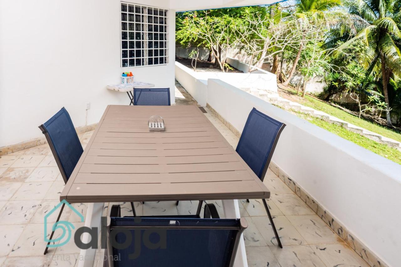 Villa Xtohil With Private Access To The Magic 7 Colors Lagoon Bacalar Exteriör bild