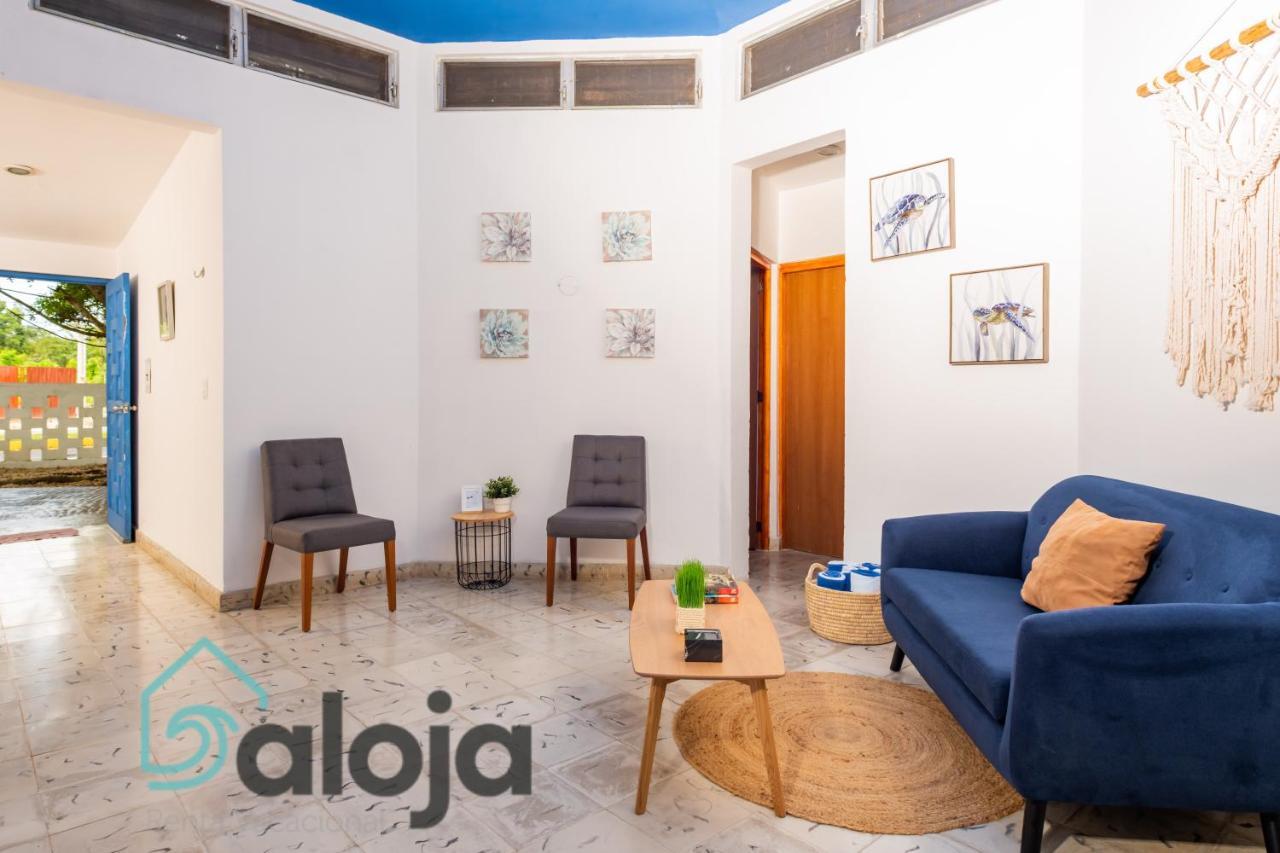 Villa Xtohil With Private Access To The Magic 7 Colors Lagoon Bacalar Exteriör bild