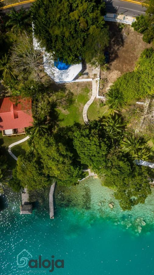 Villa Xtohil With Private Access To The Magic 7 Colors Lagoon Bacalar Exteriör bild