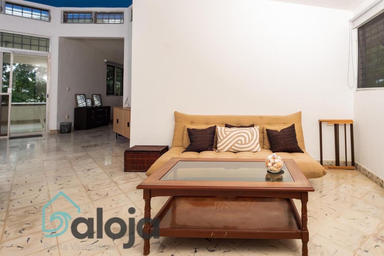 Villa Xtohil With Private Access To The Magic 7 Colors Lagoon Bacalar Exteriör bild
