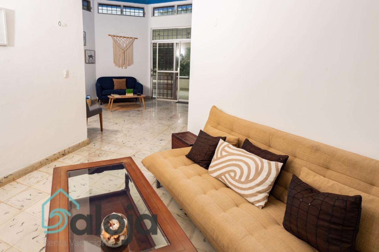 Villa Xtohil With Private Access To The Magic 7 Colors Lagoon Bacalar Exteriör bild