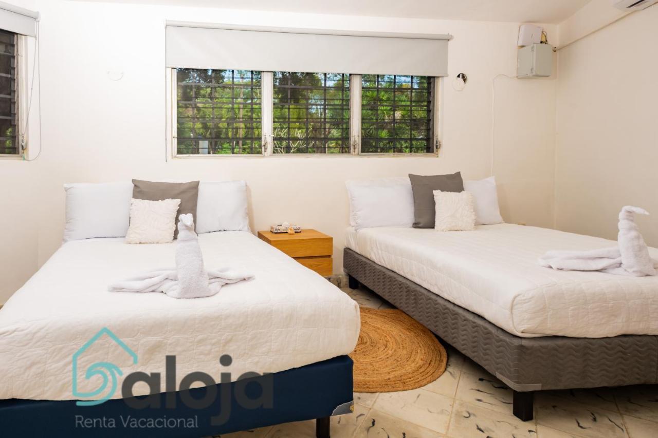 Villa Xtohil With Private Access To The Magic 7 Colors Lagoon Bacalar Exteriör bild